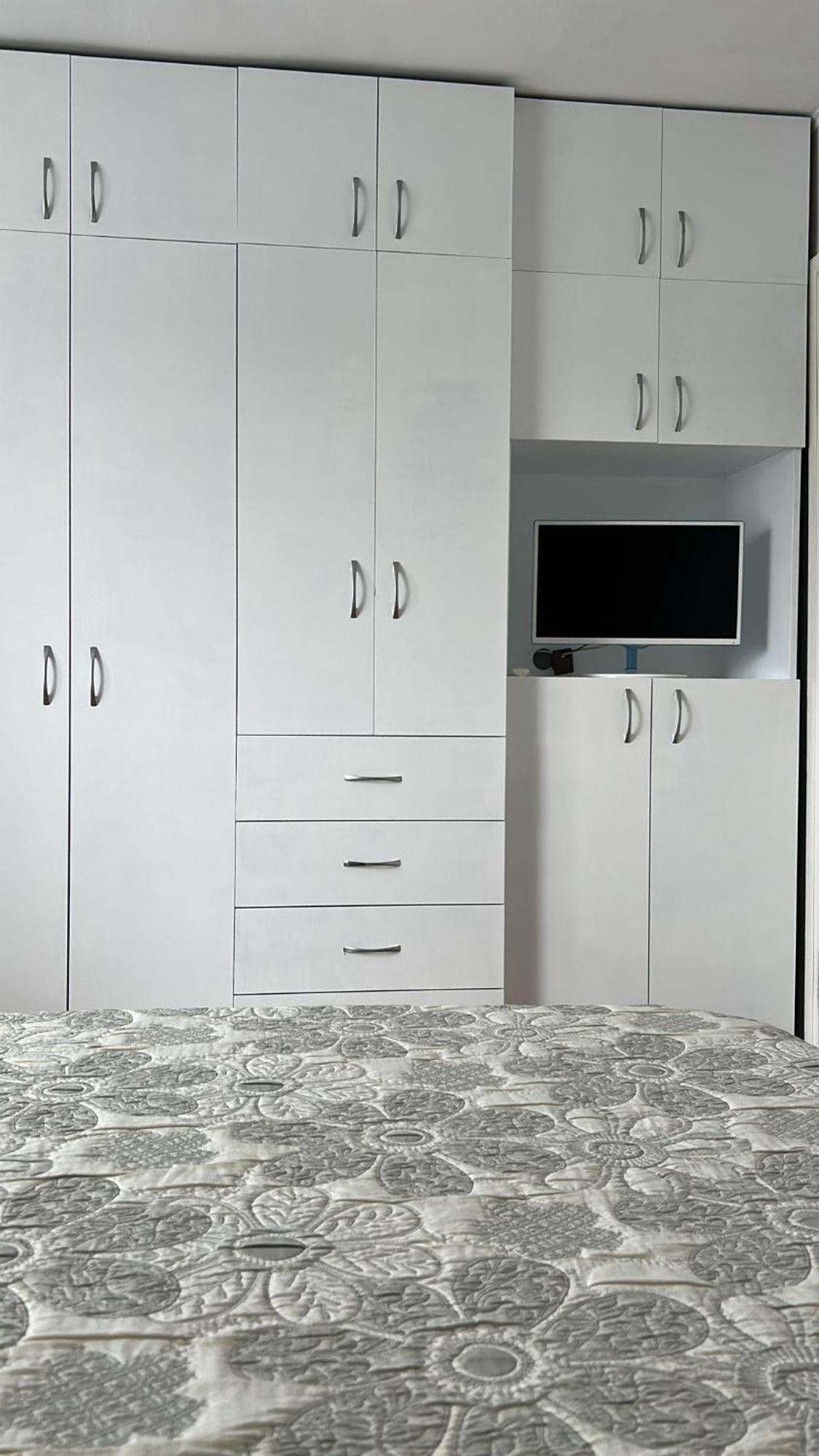 Harmony Luisa Apartment #Enjoy#Otopeni# Kültér fotó