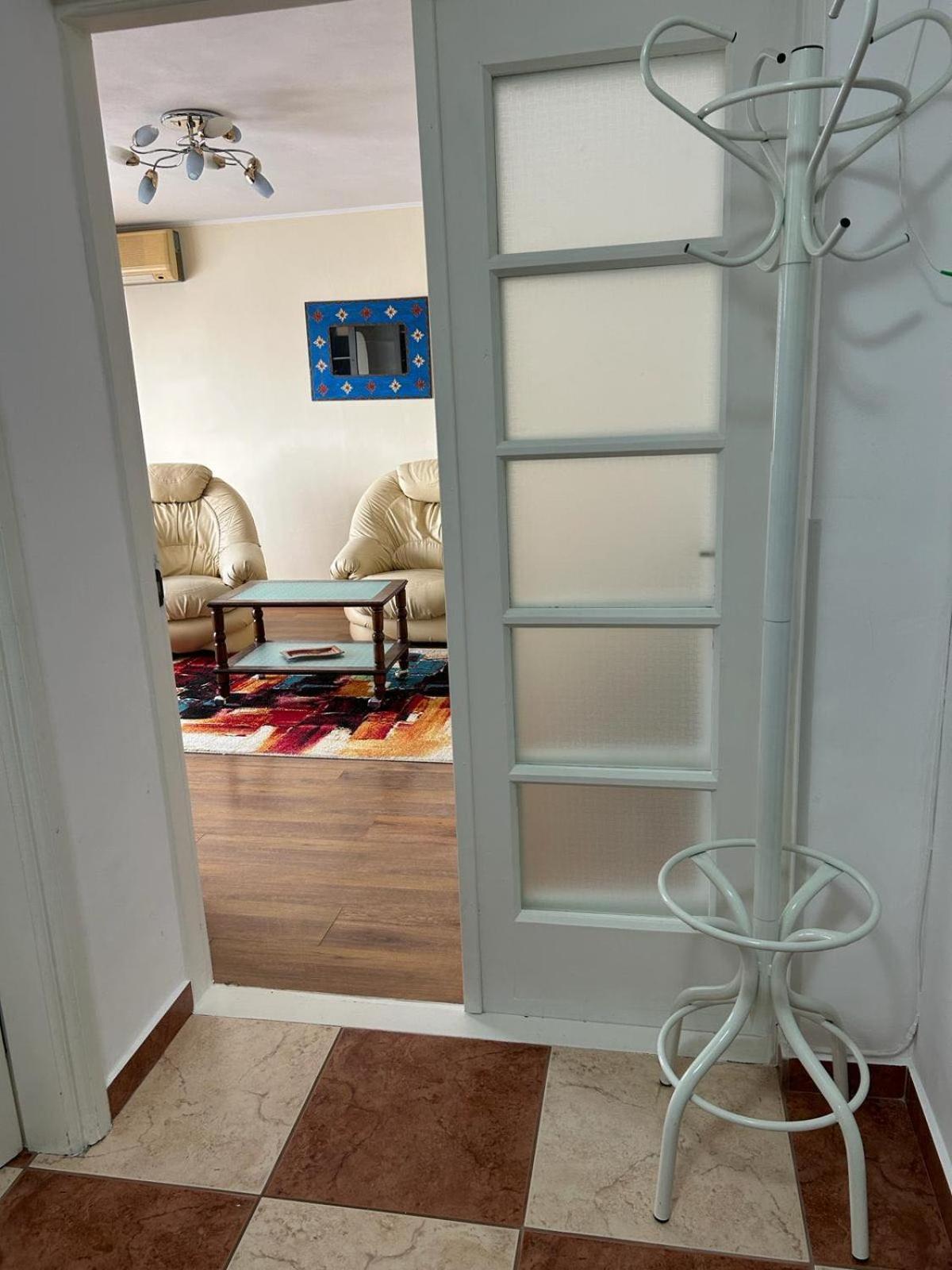 Harmony Luisa Apartment #Enjoy#Otopeni# Kültér fotó